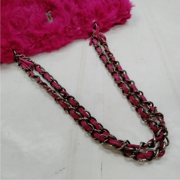 Chanel Rabbit Fur Bag - Fuscia - Picture 9 of 16